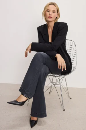 Good American Bootcut & Flare<ALWAYS FITS GOOD LEGS FLARE JEANS Black325