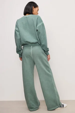 Good American Pants | Sweats<BRUSHED FLEECE WIDE LEG SWEATPANTS Washed fatigue green001