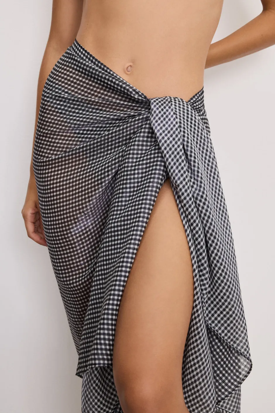 Good American Swim<CAPRI SARONG Black gingham007