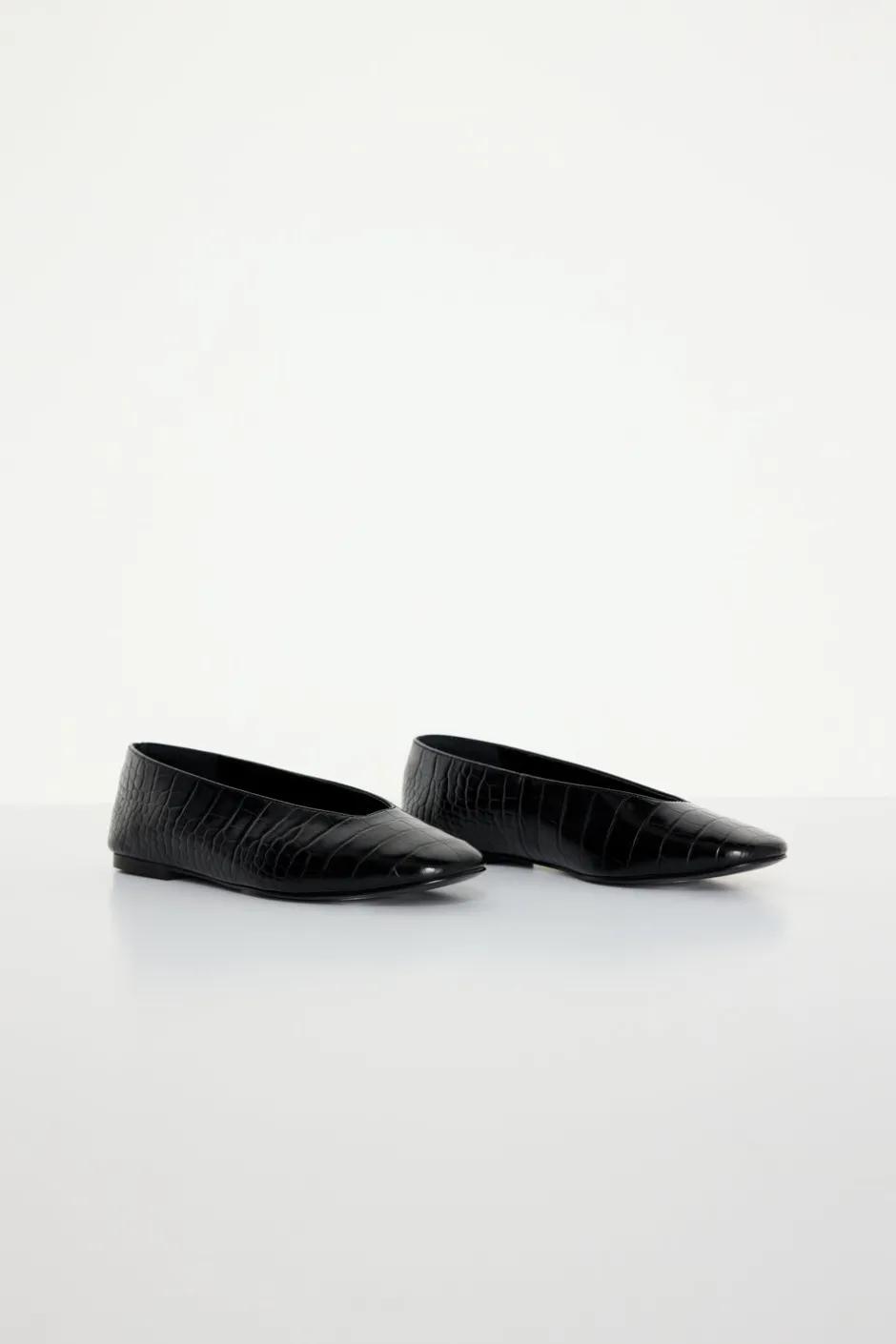 Good American Shoes<CROCODILE BALLET FLATS Black001