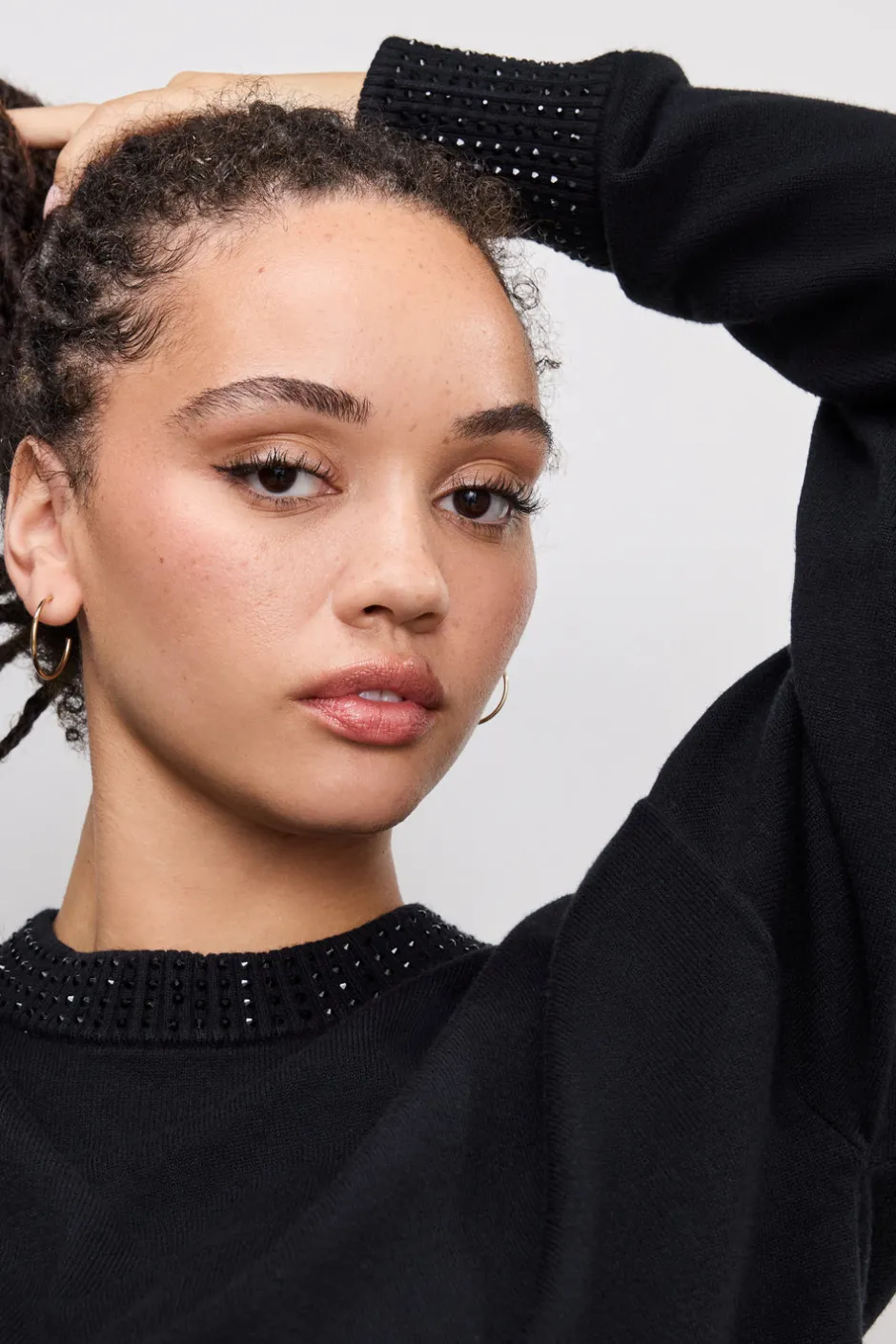Good American Tops | Sweaters<CRYSTAL CREWNECK SWEATER Black001