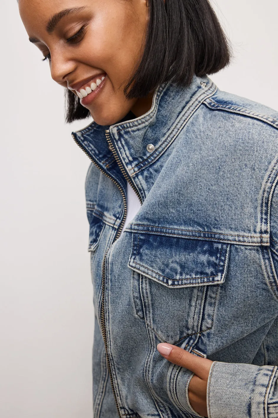 Good American Outerwear<DENIM TRUCKER JACKET Indigo762