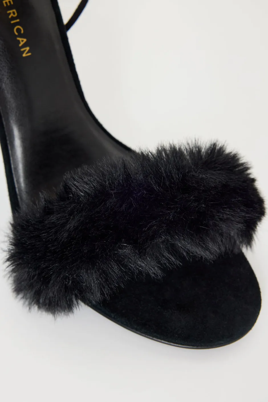 Good American Shoes<FUR WRAP HEELS Black001