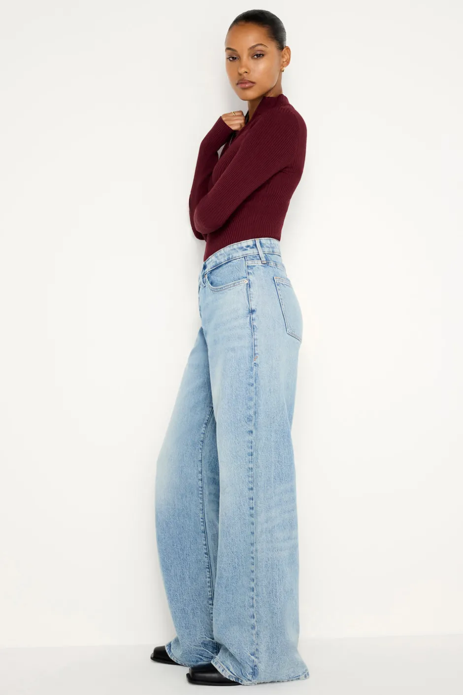 Good American Relaxed | Mid-Rise<GOOD EASE RELAXED JEANS Indigo712