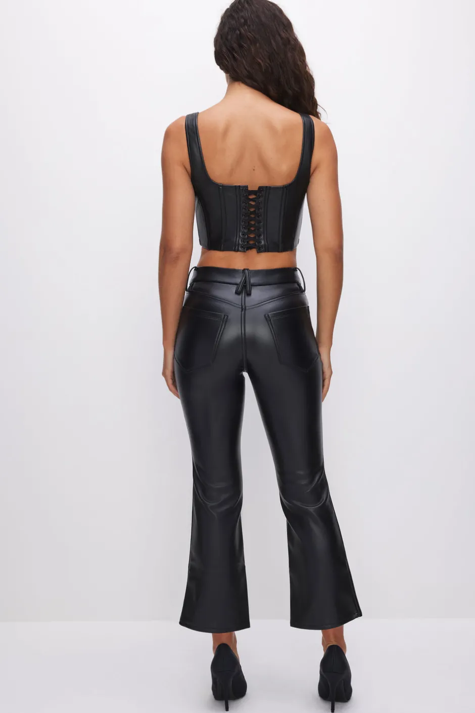 Good American Pants<GOOD LEGS CROPPED MINI BOOT FAUX LEATHER PANTS Black001