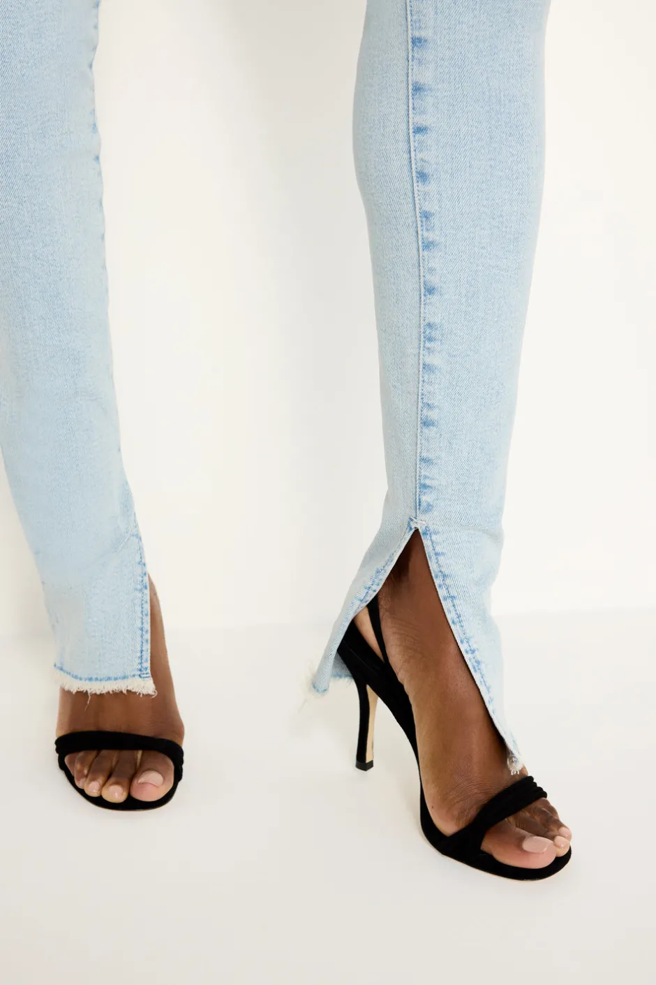 Good American Skinny | Mid-Rise<GOOD LEGS SKINNY JEANS Indigo686