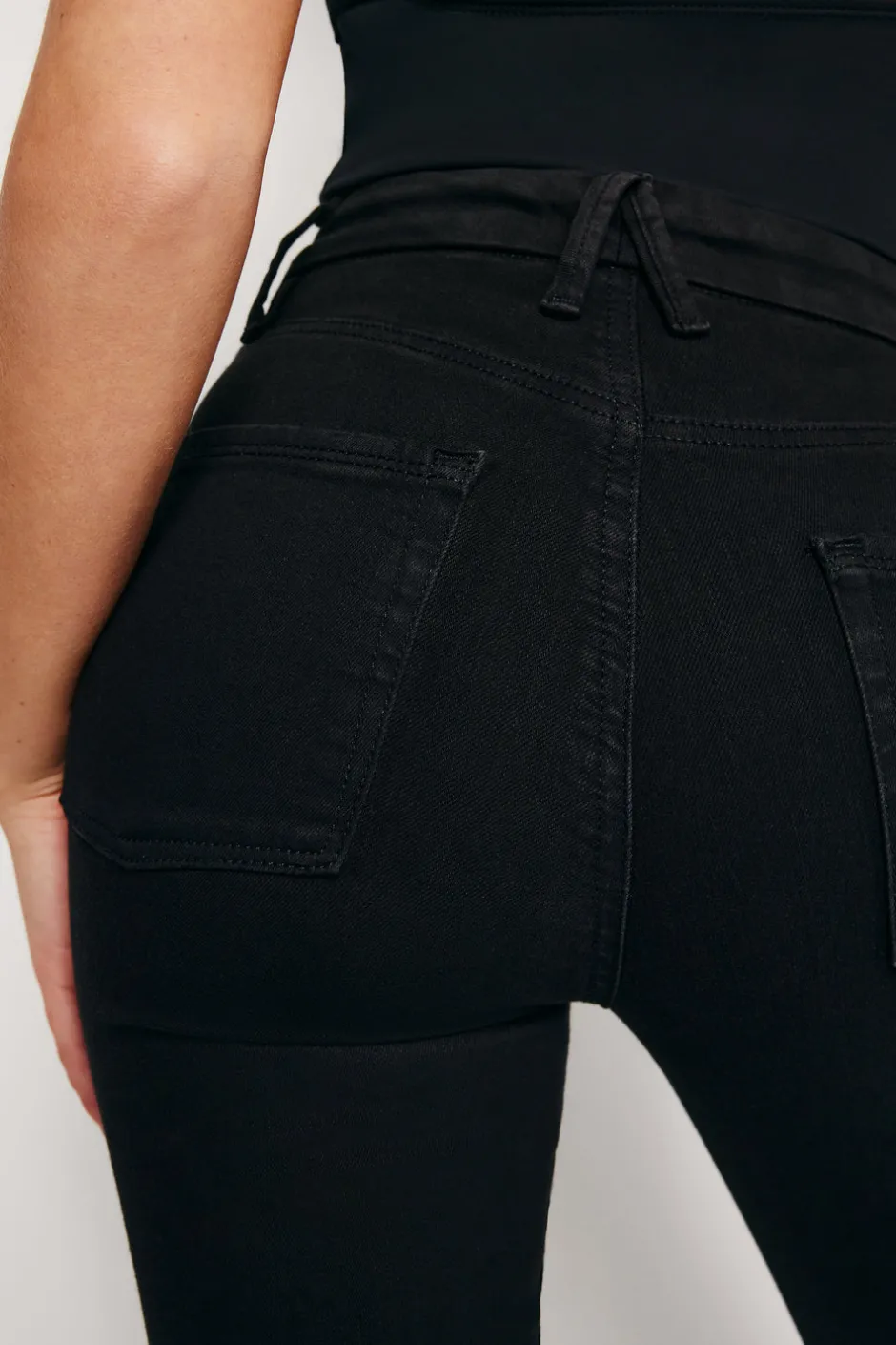 Good American Skinny<GOOD LEGS SKINNY JEANS Black001