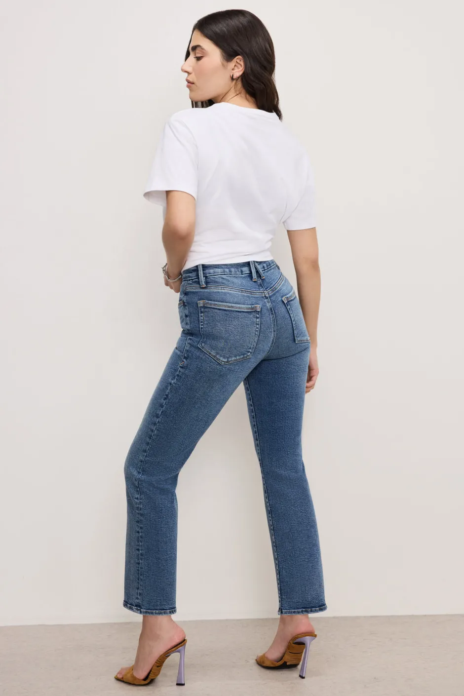 Good American Straight | Jeans<GOOD PETITE STRAIGHT LIGHT COMPRESSION JEANS Indigo254