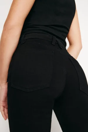 Good American Straight<GOOD PETITE STRAIGHT JEANS Black001