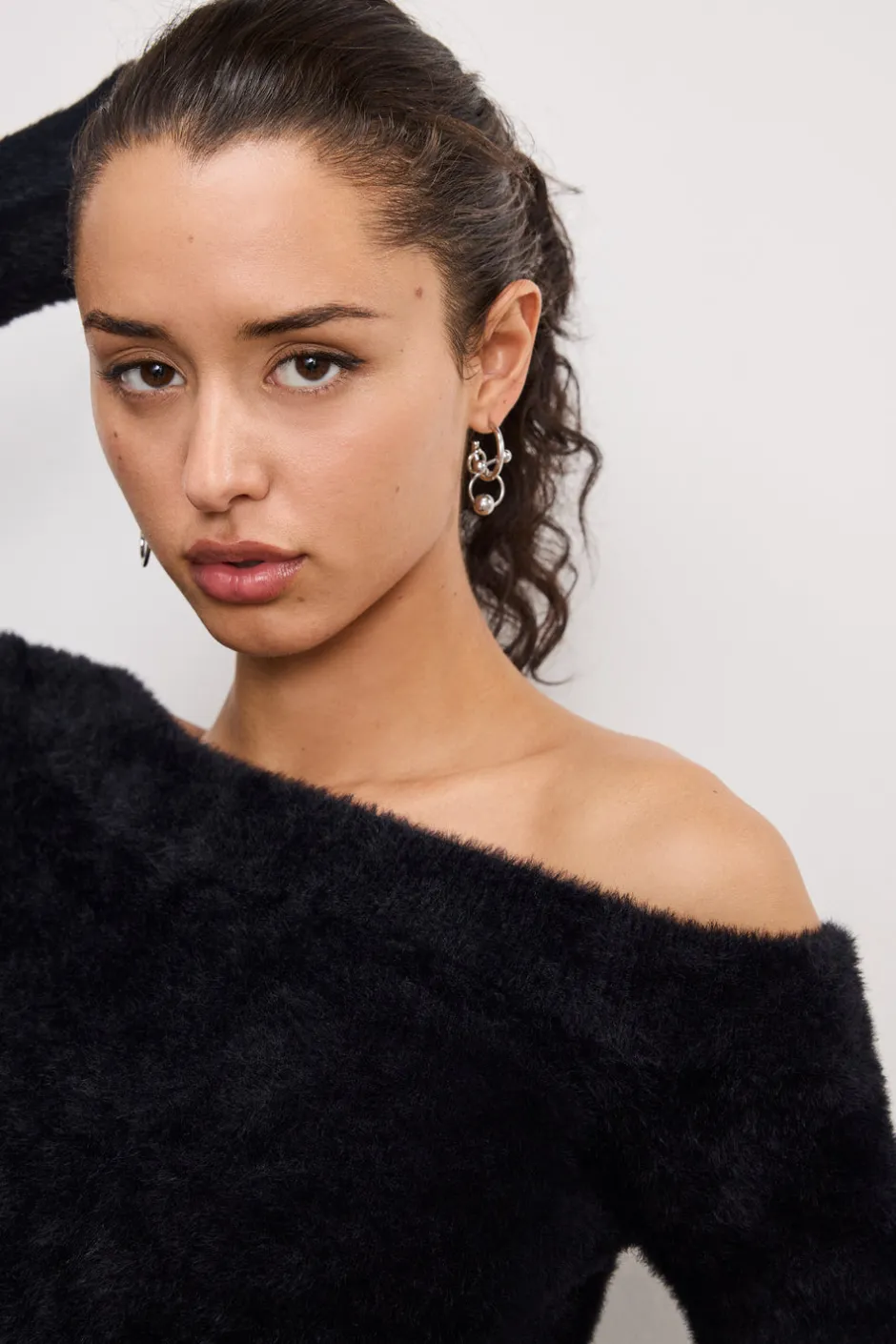 Good American Tops<OFF SHOULDER PLUSH TOP Black001