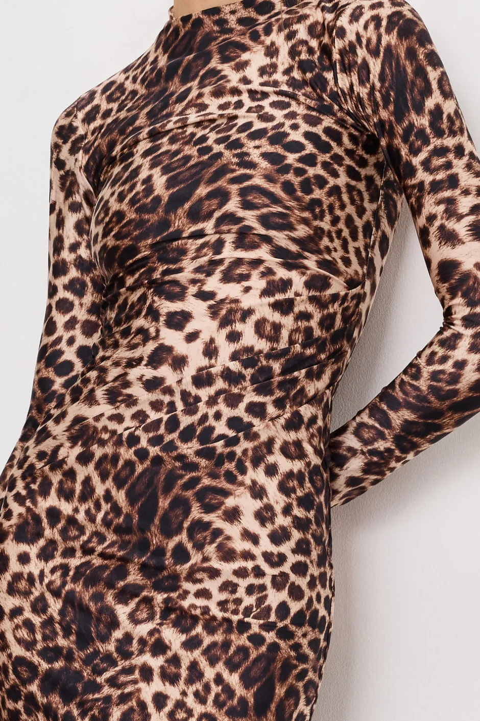 Good American Dresses<SATIN SHINE MIDI DRESS Fierce leopard001