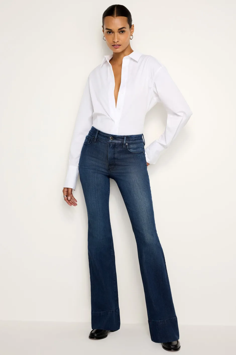Good American Bootcut & Flare | High-Rise<SOFT-TECH GOOD CLASSIC SLIM BOOTCUT JEANS Indigo700