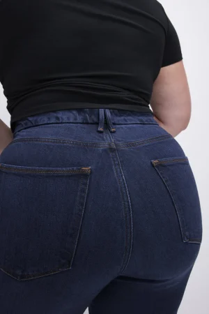 Good American Straight<SOFT-TECH GOOD CURVE STRAIGHT JEANS Indigo537